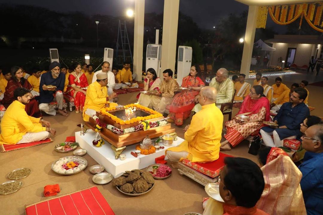 Pandit Chandrashekhar Sharma's Team