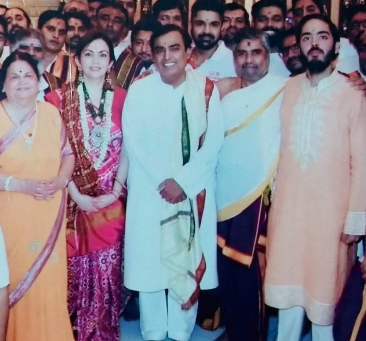 Pandit Chandrashekhar Sharma with the Ambani Family